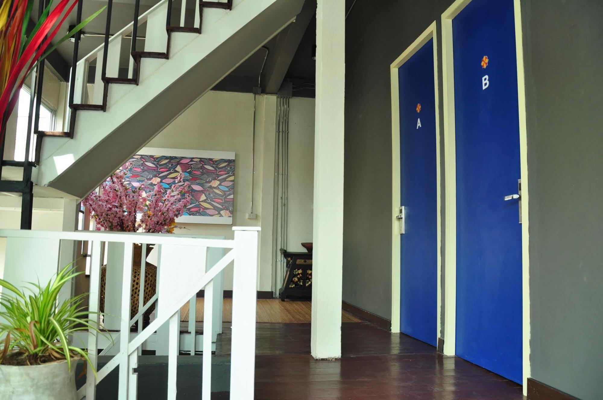 Sabye Club Hostel バンコク都 エクステリア 写真